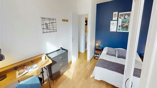 Rooms in Paris 19ème arrondissement - photo 2