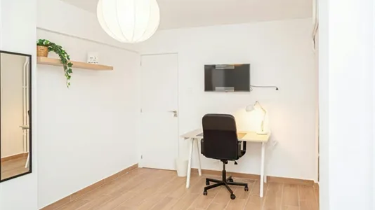 Rooms in Zaragoza - photo 4