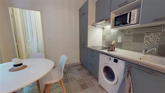 Apartments in Lyon - photo 8