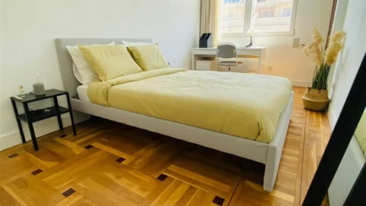 Rooms in Madrid Salamanca - photo 9