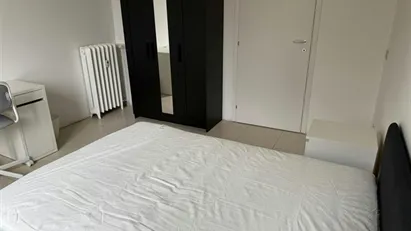 Room for rent in Milano Zona 5 - Vigentino, Chiaravalle, Gratosoglio, Milan