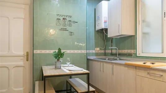 Rooms in Madrid Chamartín - photo 10