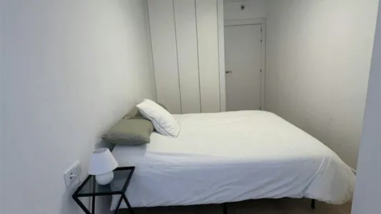 Rooms in Madrid Fuencarral-El Pardo - photo 1