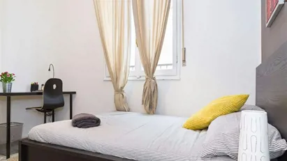 Room for rent in Milano Zona 6 - Barona, Lorenteggio, Milan