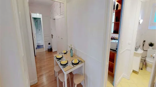 Rooms in Paris 17ème arrondissement - photo 9