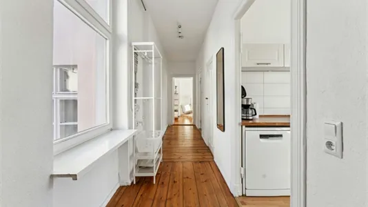 Apartments in Location is not specified - photo 6