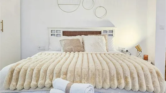 Rooms in Valencia L'Eixample - photo 2