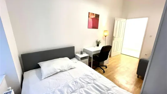 Apartments in Location is not specified - photo 6