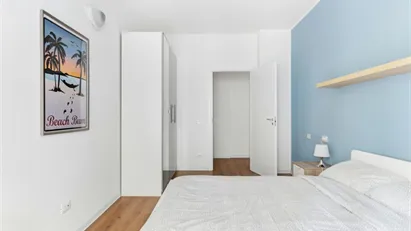 Room for rent in Milano Zona 6 - Barona, Lorenteggio, Milan
