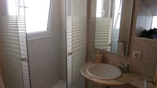 Apartments in Barcelona Ciutat Vella - photo 4