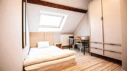 Room for rent in Brussels Schaarbeek, Brussels