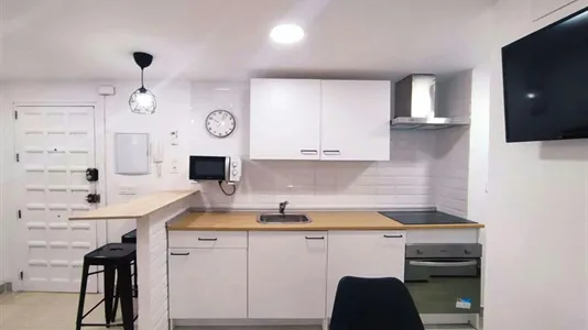 Rooms in Granada - photo 7