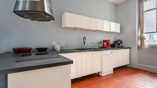 Apartments in Lyon - photo 8