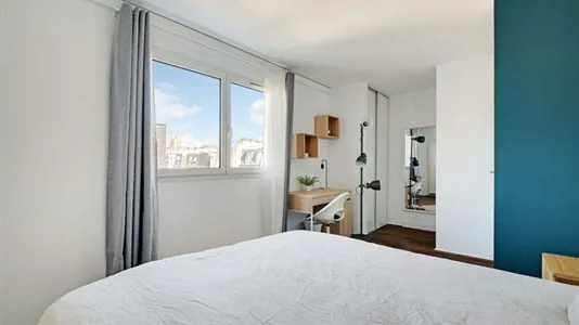 Rooms in Paris 17ème arrondissement - photo 2