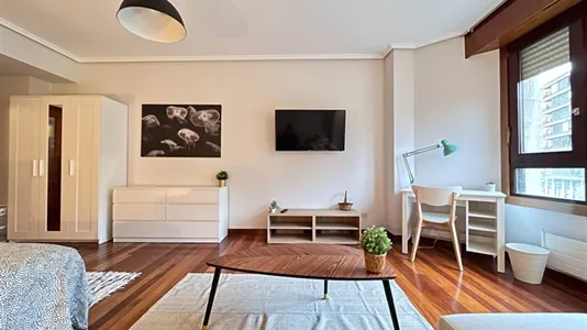 Rooms in Bilbao - photo 5