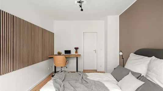 Apartments in Berlin Charlottenburg-Wilmersdorf - photo 5