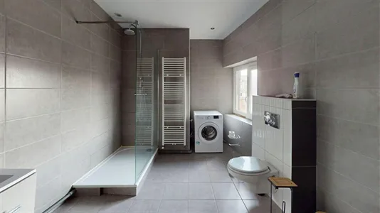 Rooms in Saint-Étienne - photo 8