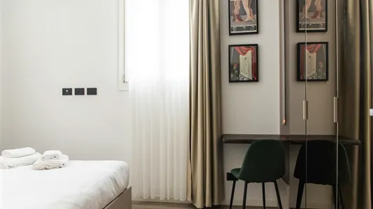 Apartments in Milano Zona 8 - Fiera, Gallaratese, Quarto Oggiaro - photo 5