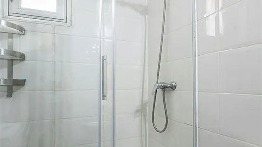 Rooms in Madrid Centro - photo 8