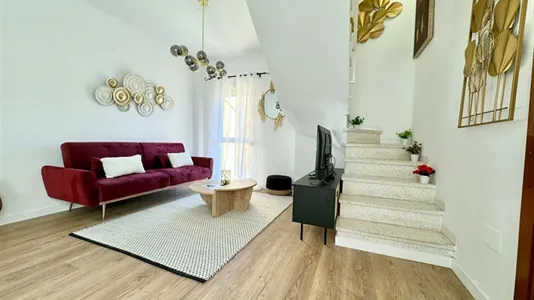 Rooms in Málaga - photo 4