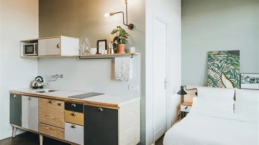 Apartments in Berlin Friedrichshain-Kreuzberg - photo 1