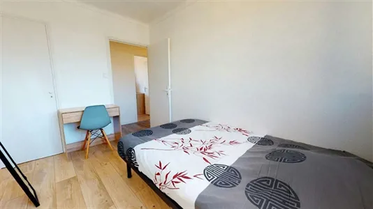 Rooms in Grenoble - photo 3