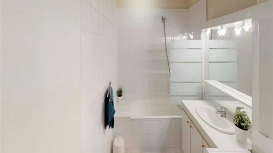 Rooms in Lyon - photo 8