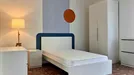 Apartment for rent, Bologna, Emilia-Romagna, &lt;span class=&quot;blurred street&quot; onclick=&quot;ProcessAdRequest(14359151)&quot;&gt;&lt;span class=&quot;hint&quot;&gt;See streetname&lt;/span&gt;[xxxxxxxxxxxxx]&lt;/span&gt;