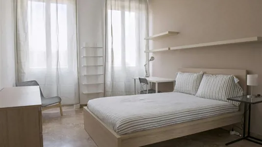 Rooms in Milano Zona 1 - Centro storico - photo 1