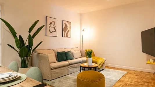 Rooms in Madrid Retiro - photo 9