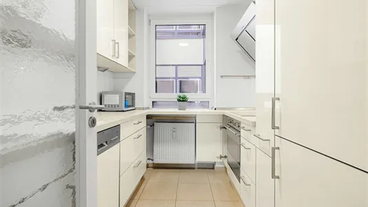 Rooms in Berlin Charlottenburg-Wilmersdorf - photo 4