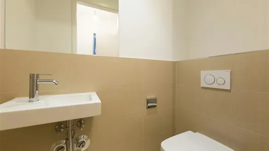 Rooms in Berlin Mitte - photo 10