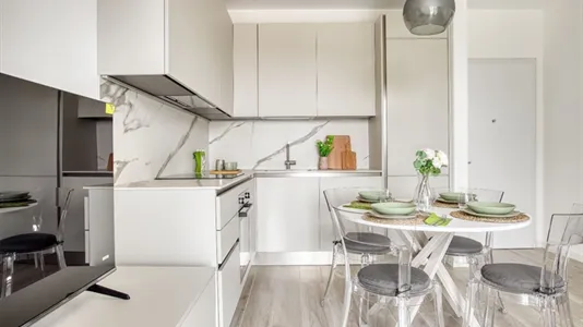 Apartments in Milano Zona 8 - Fiera, Gallaratese, Quarto Oggiaro - photo 4