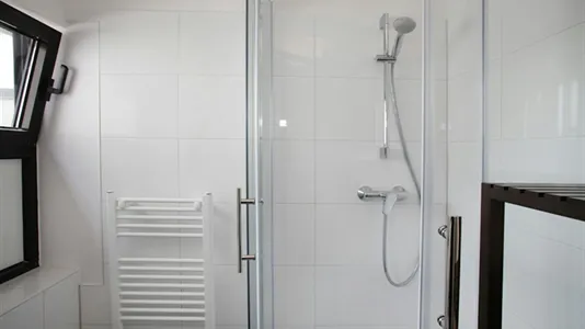 Rooms in Berlin Charlottenburg-Wilmersdorf - photo 6