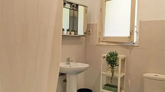 Rooms in Madrid Salamanca - photo 8
