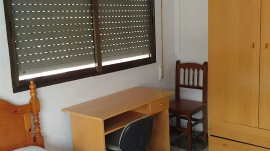 Rooms in Murcia - photo 3