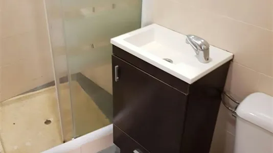 Rooms in el Camí de Vera - photo 5