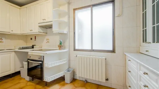 Rooms in Madrid Retiro - photo 9