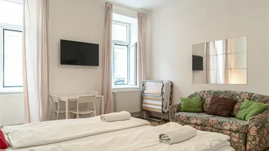 Apartments in Vienna Landstraße - photo 2