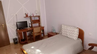 Room for rent in Milano Zona 9 - Porta Garibaldi, Niguarda, Milan