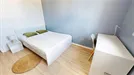 Room for rent, Saint-Étienne, Auvergne-Rhône-Alpes, &lt;span class=&quot;blurred street&quot; onclick=&quot;ProcessAdRequest(13722928)&quot;&gt;&lt;span class=&quot;hint&quot;&gt;See streetname&lt;/span&gt;[xxxxxxxxxxxxx]&lt;/span&gt;