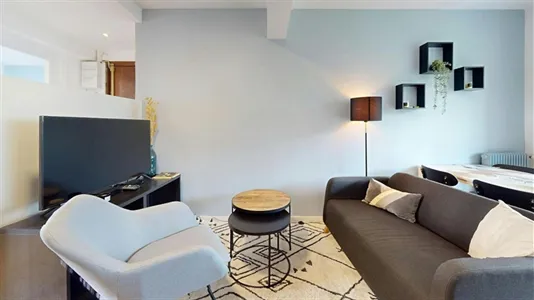 Rooms in Lyon - photo 8