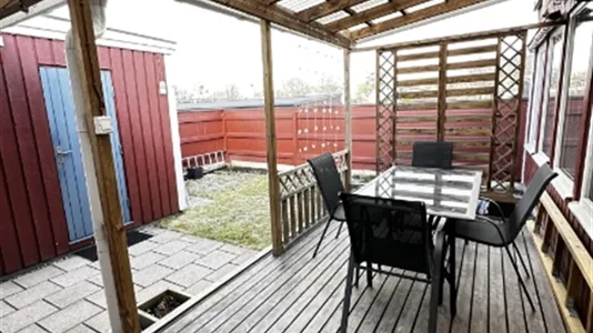 Houses in Västerås - photo 3
