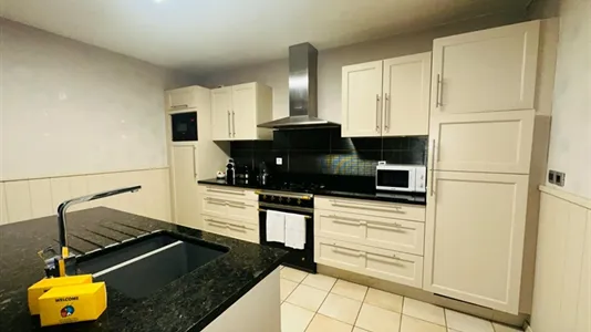 Houses in Torcy - photo 3