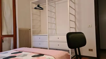 Room for rent in Dolo, Veneto
