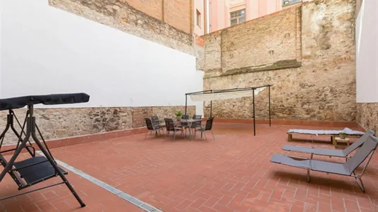 Apartments in Barcelona Ciutat Vella - photo 6