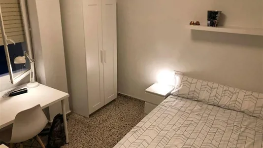 Rooms in Murcia - photo 2
