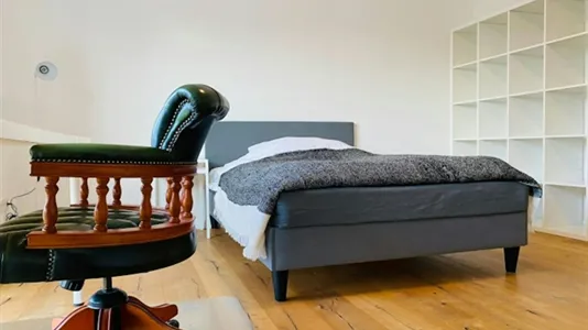 Rooms in Location is not specified - photo 1