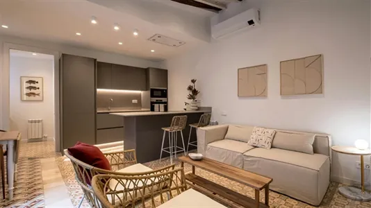 Apartments in Barcelona Ciutat Vella - photo 1