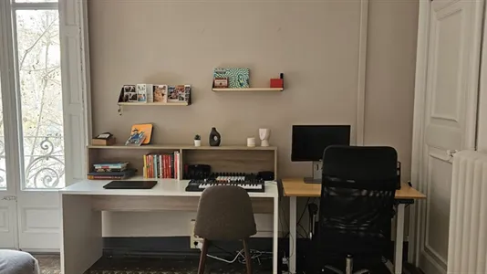 Rooms in Barcelona Eixample - photo 6